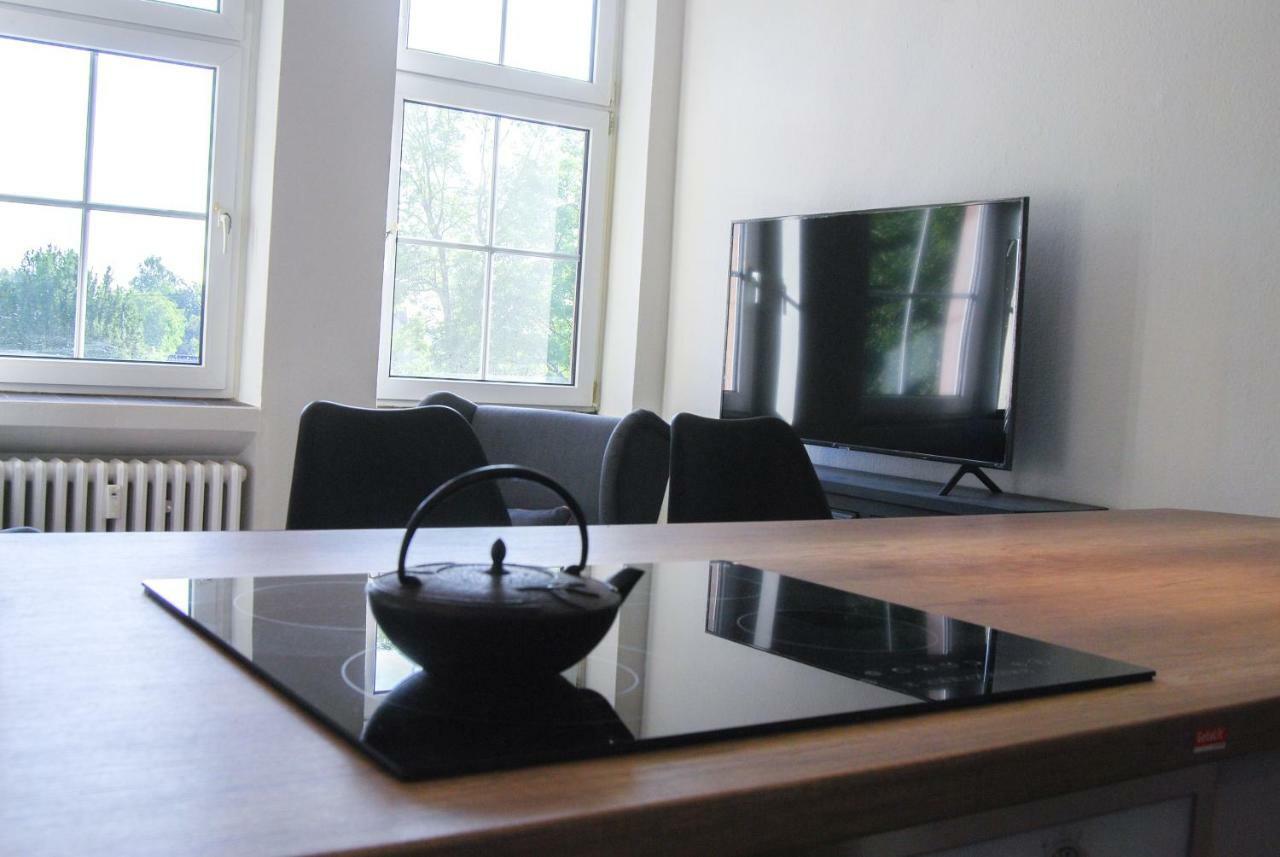 Alte Schule Gaestehaus - The Principal'S Rooms Appartment 比特堡 外观 照片