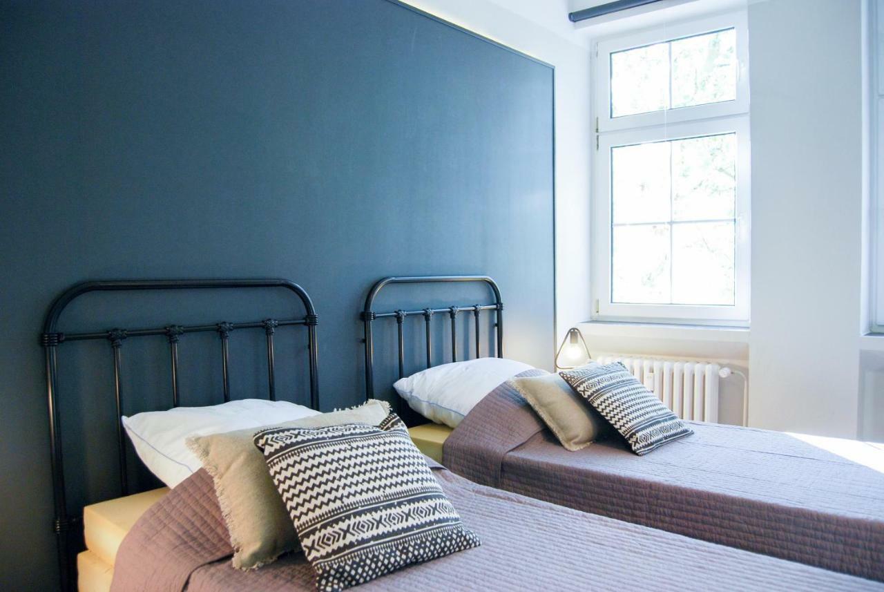 Alte Schule Gaestehaus - The Principal'S Rooms Appartment 比特堡 外观 照片