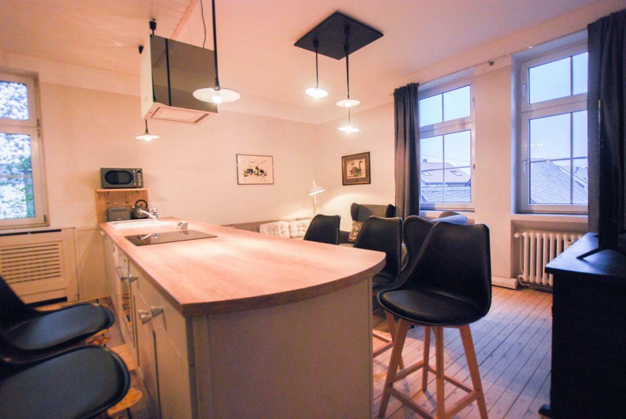 Alte Schule Gaestehaus - The Principal'S Rooms Appartment 比特堡 外观 照片