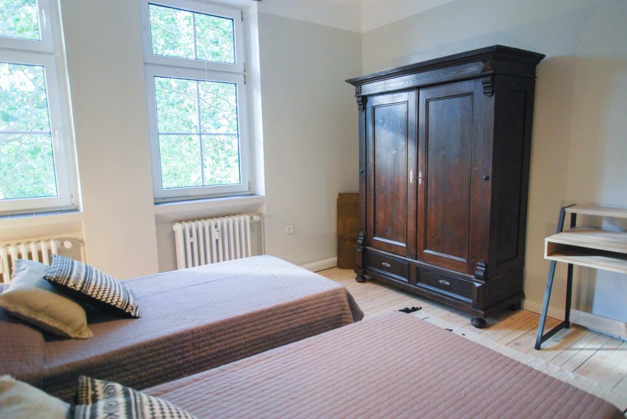Alte Schule Gaestehaus - The Principal'S Rooms Appartment 比特堡 外观 照片